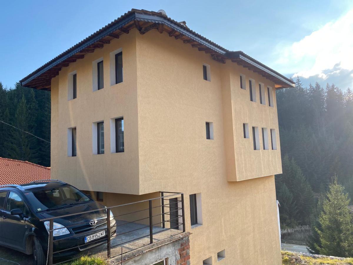 Apartmán Stoykite Escape House Exteriér fotografie